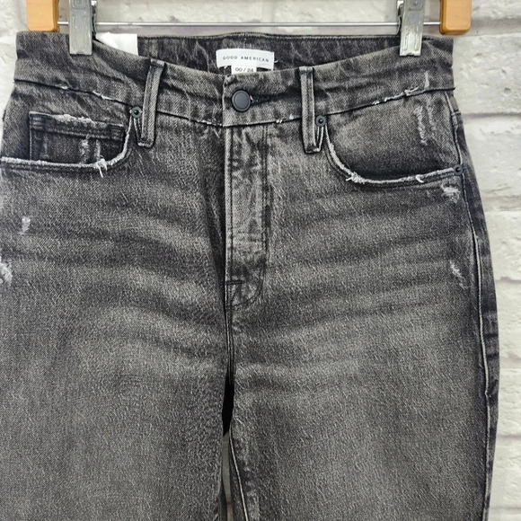 Good American Good Girlfriend High Rise Black Wash Loose in the Leg NWT Jeans 00 - Picture 2 of 15